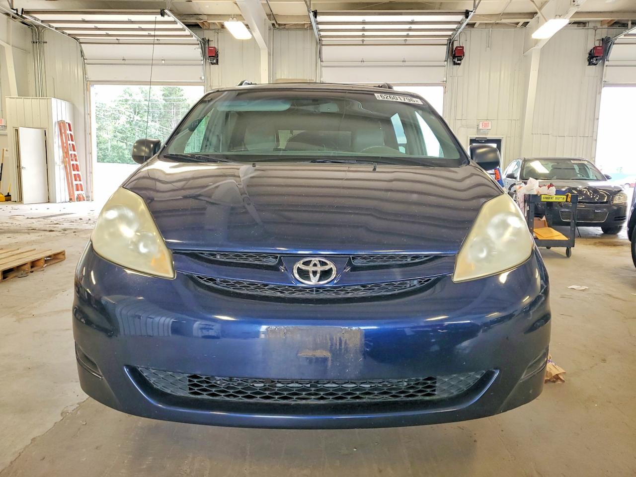 2006 TOYOTA SIENNA