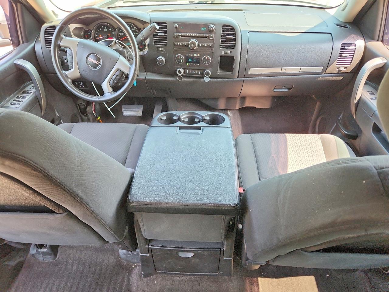 2013 GMC SIERRA