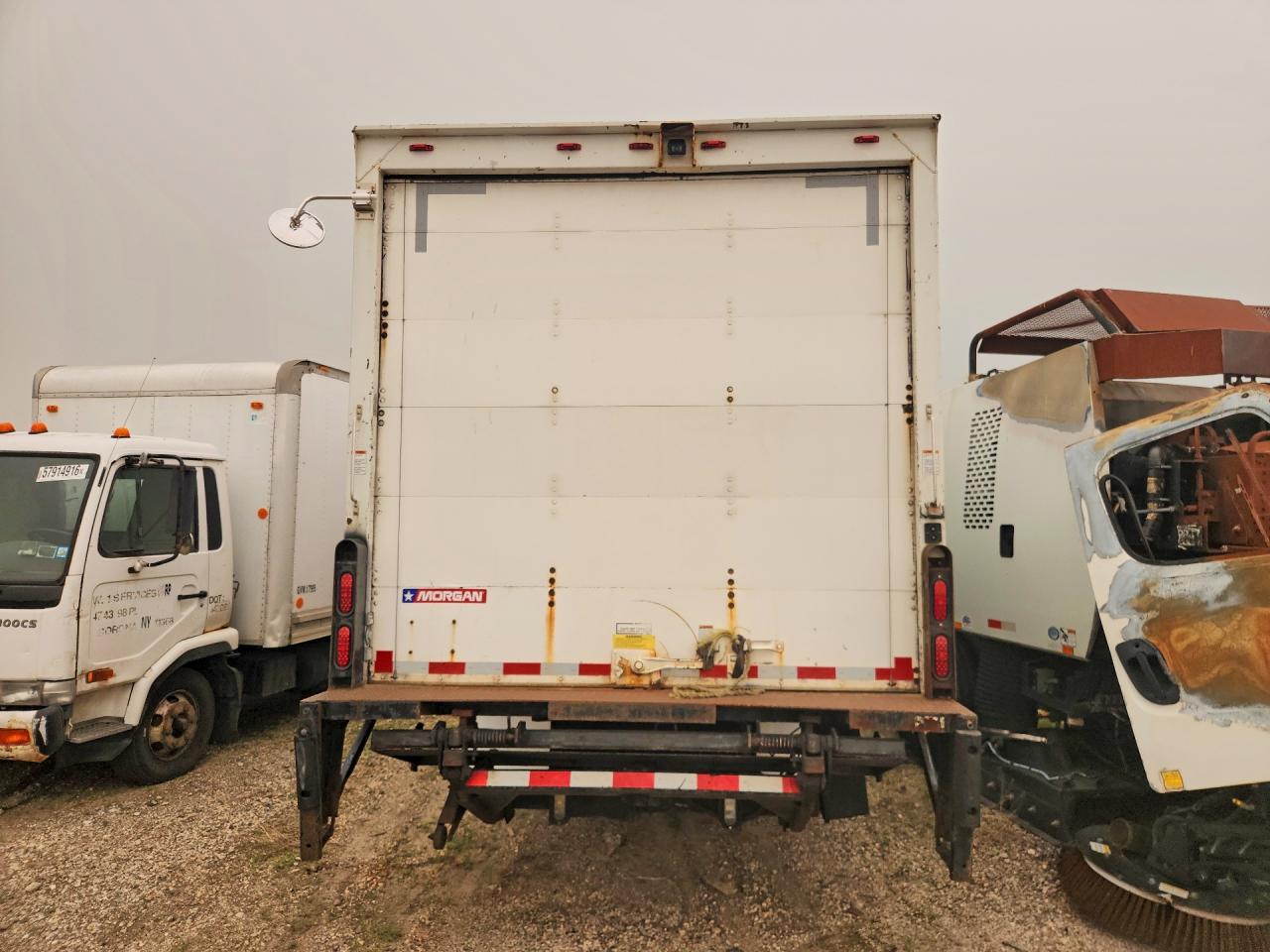 2015 ISUZU NQR