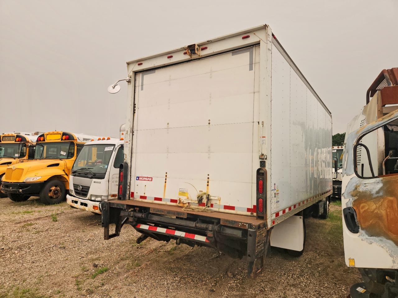 2015 ISUZU NQR