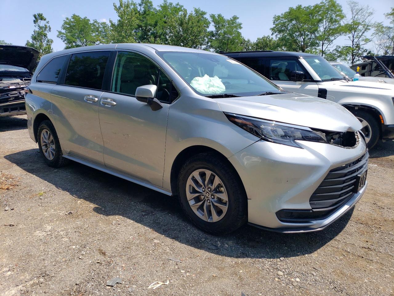 2024 TOYOTA SIENNA