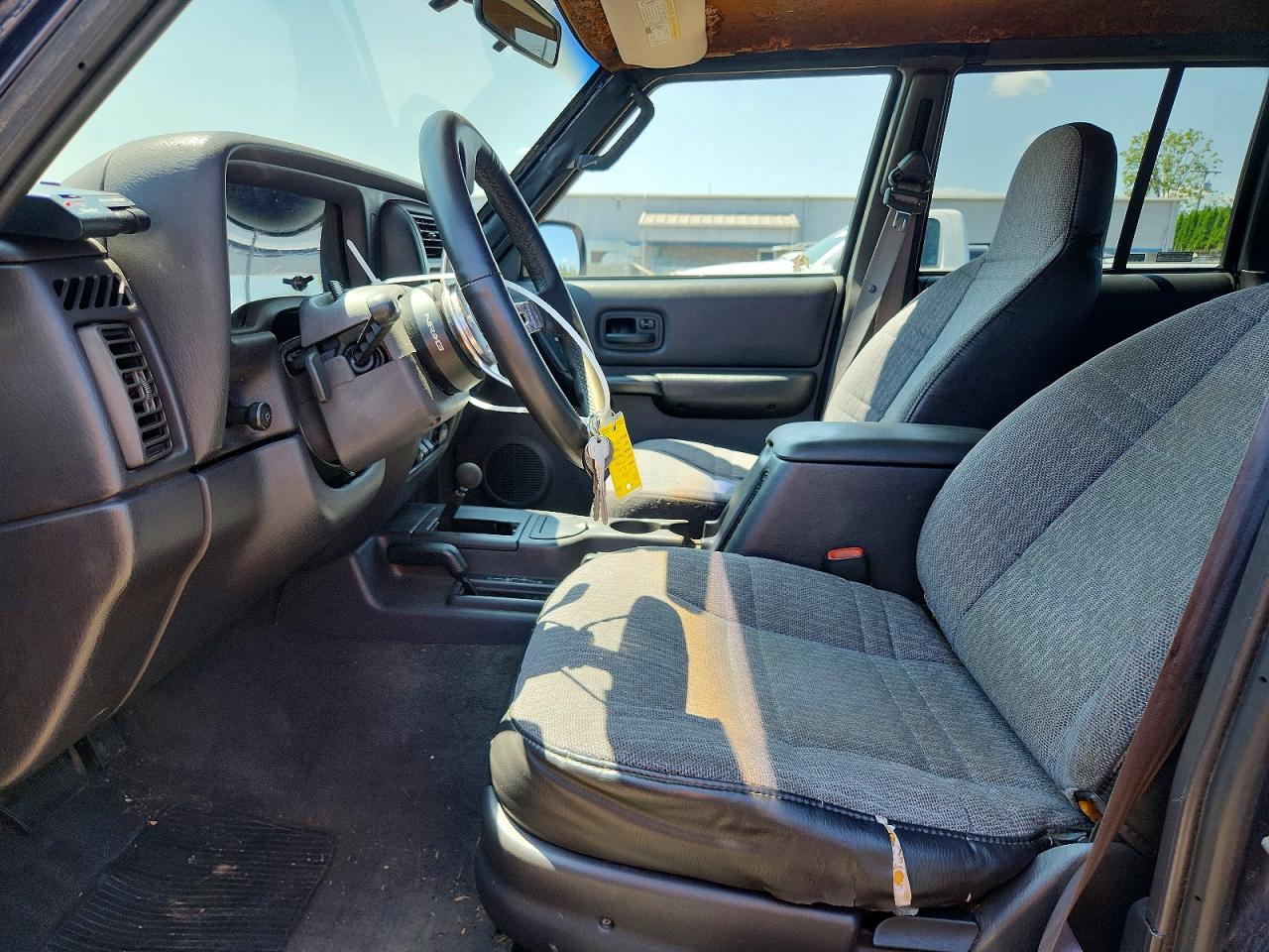 2000 JEEP CHEROKEE