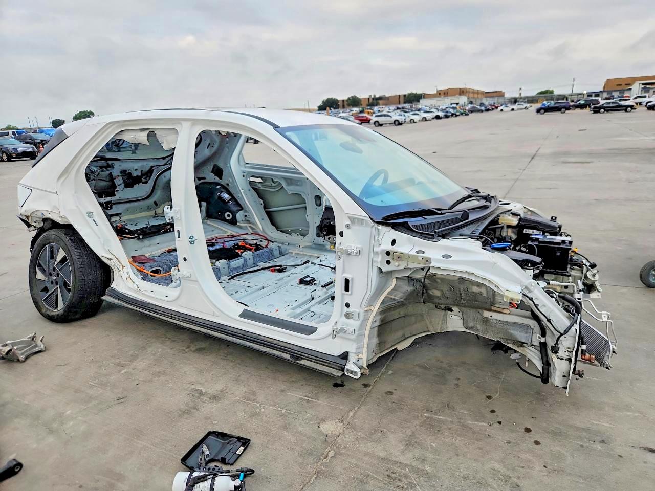 2025 HYUNDAI IONIQ