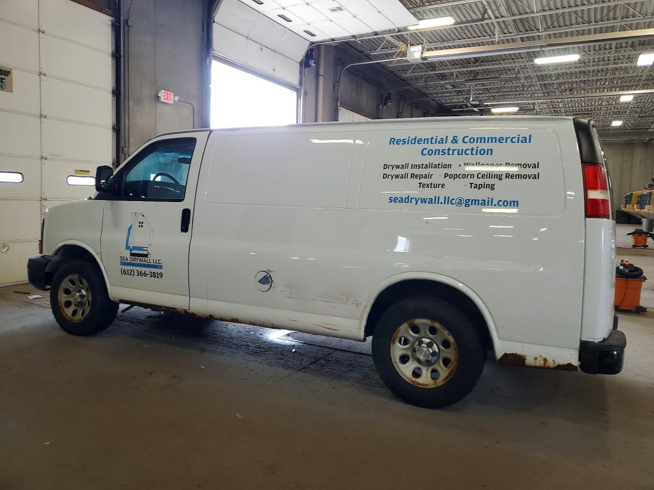 2012 CHEVROLET EXPRESS