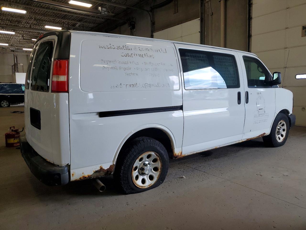 2012 CHEVROLET EXPRESS