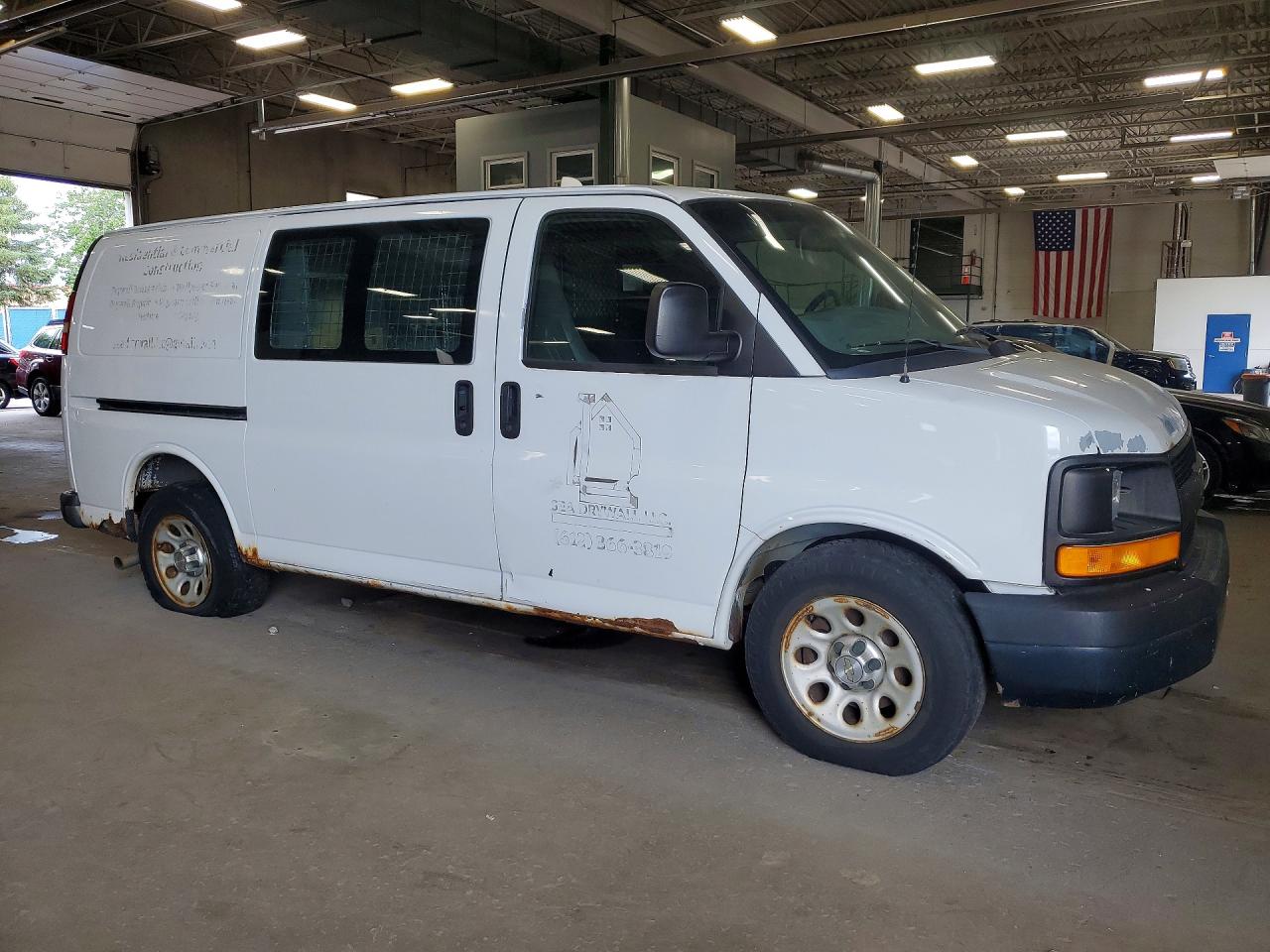 2012 CHEVROLET EXPRESS