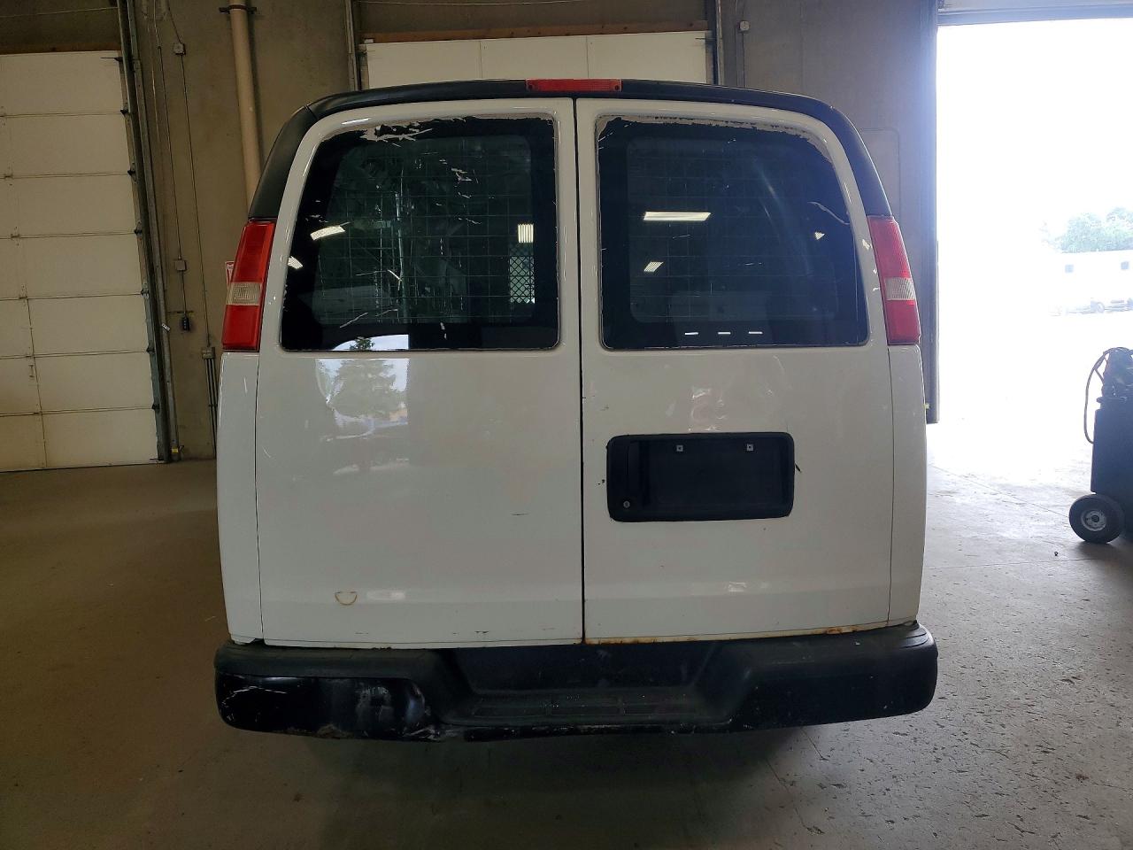2012 CHEVROLET EXPRESS