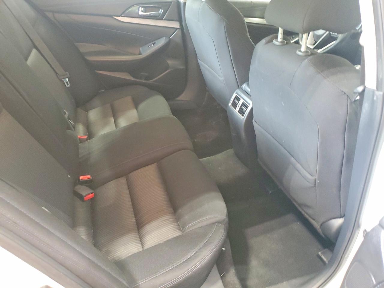 2017 NISSAN MAXIMA