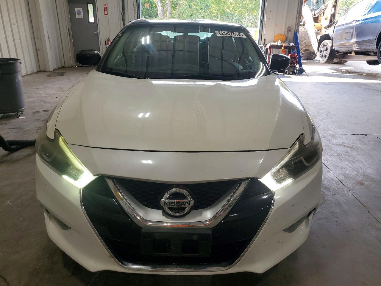 2017 NISSAN MAXIMA