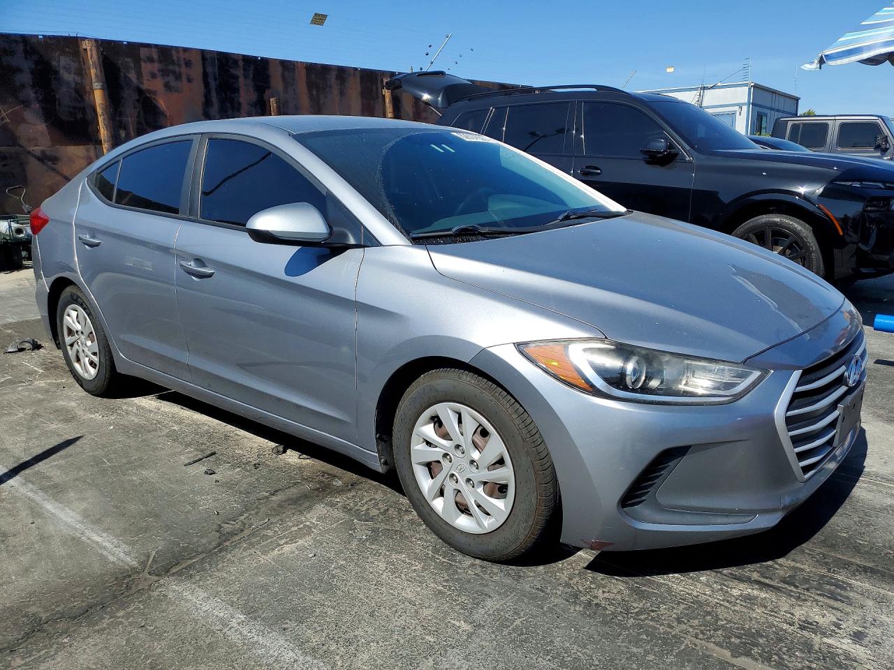 2017 HYUNDAI ELANTRA