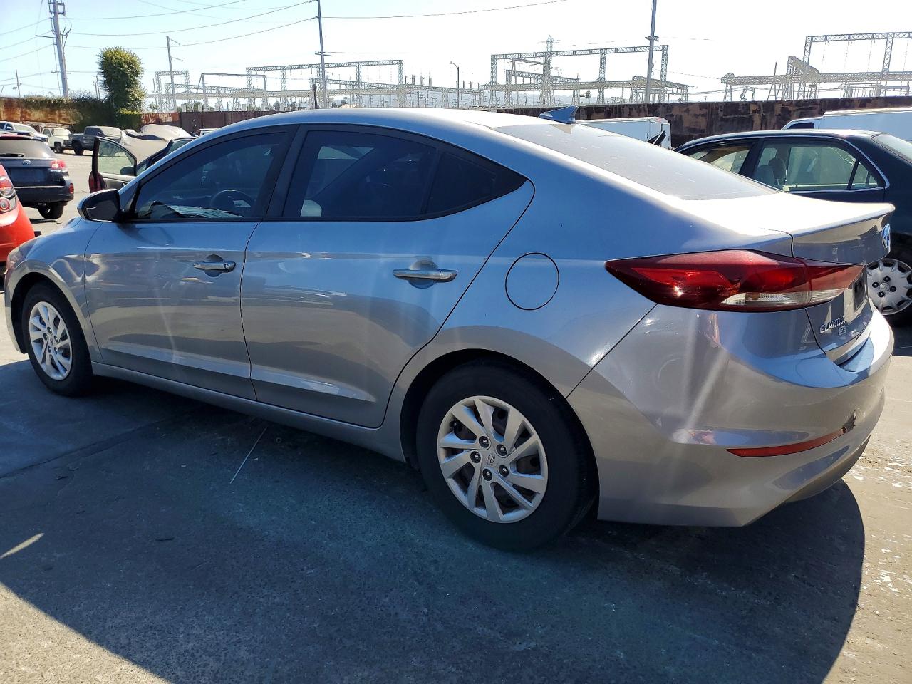 2017 HYUNDAI ELANTRA