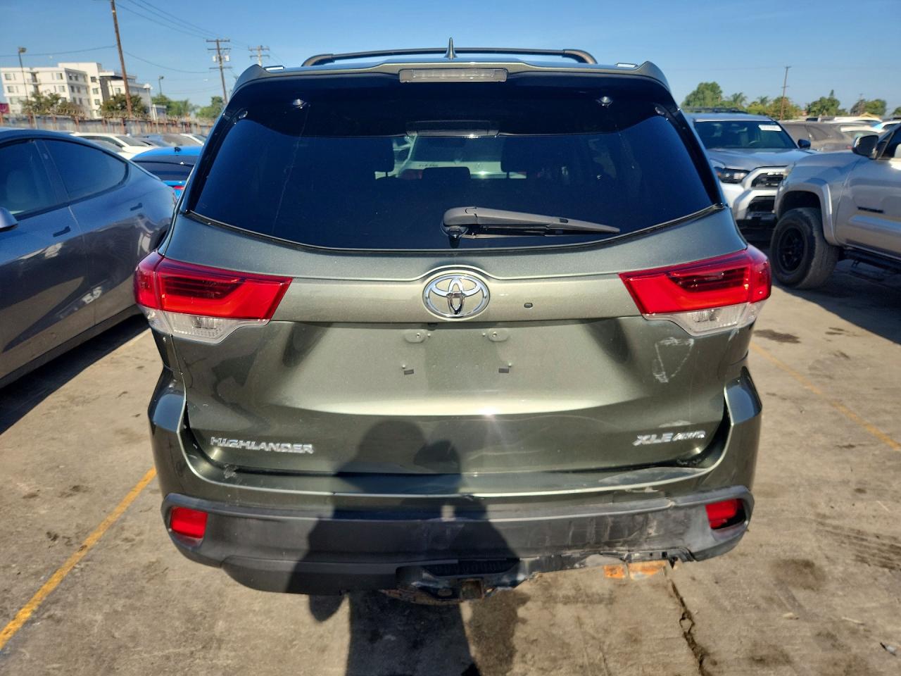 2019 TOYOTA HIGHLANDER
