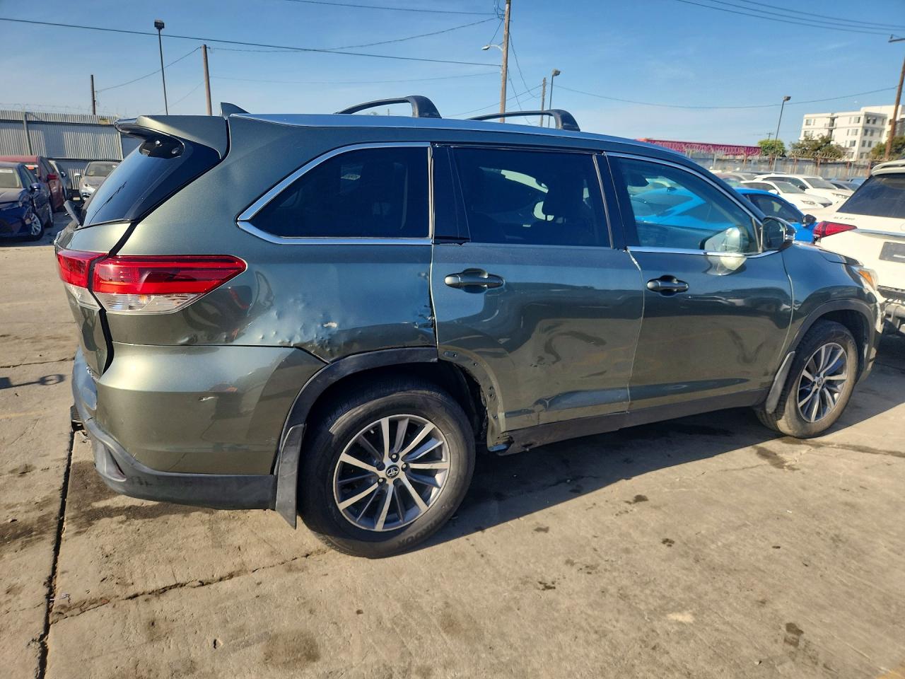 2019 TOYOTA HIGHLANDER