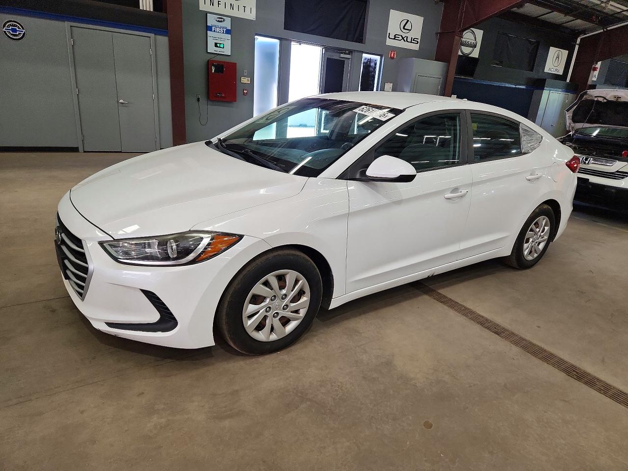 2017 HYUNDAI ELANTRA