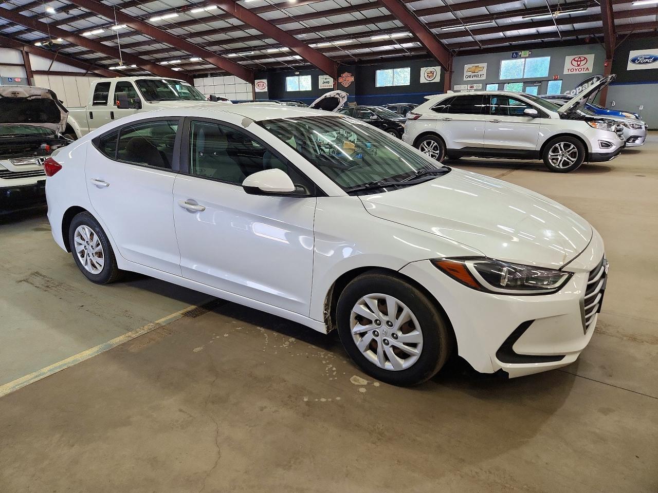 2017 HYUNDAI ELANTRA