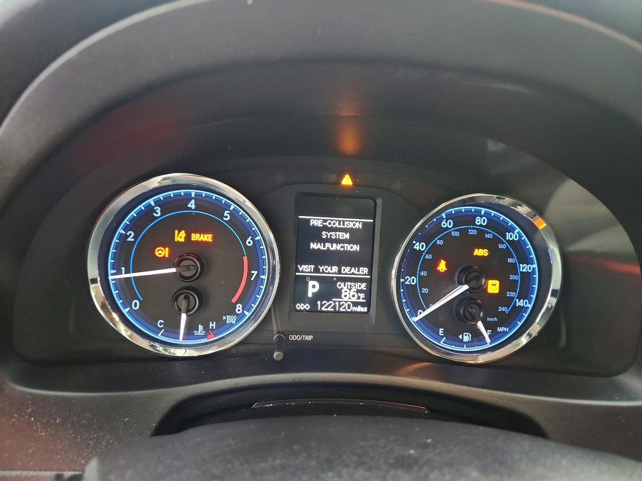 2018 TOYOTA COROLLA