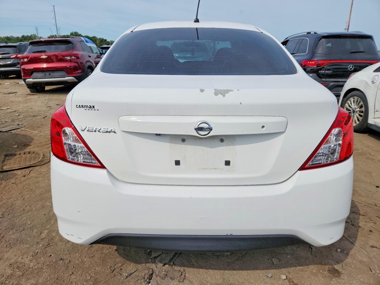 2019 NISSAN VERSA