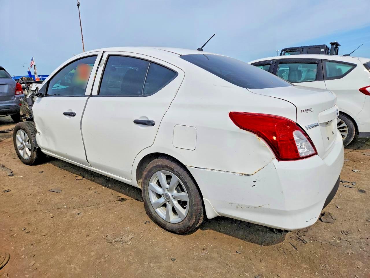 2019 NISSAN VERSA