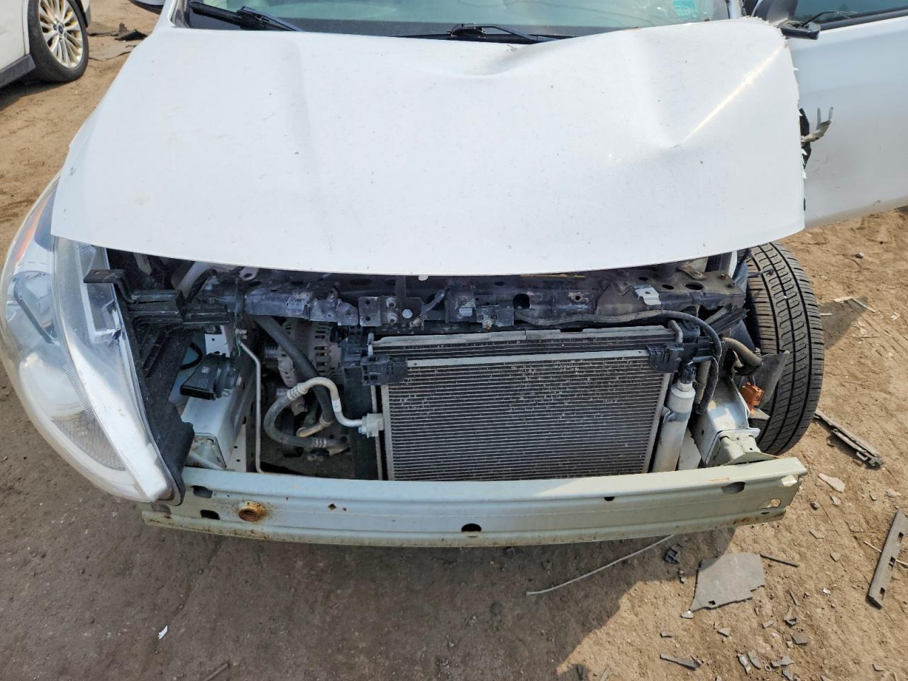 2019 NISSAN VERSA