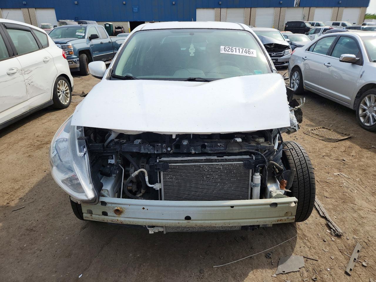 2019 NISSAN VERSA