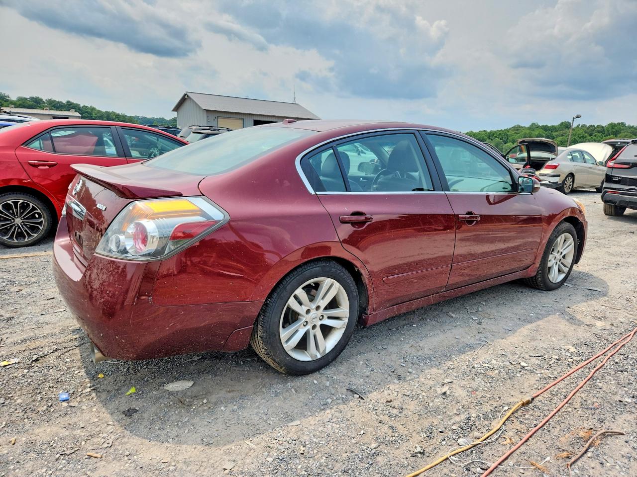 2011 NISSAN ALTIMA