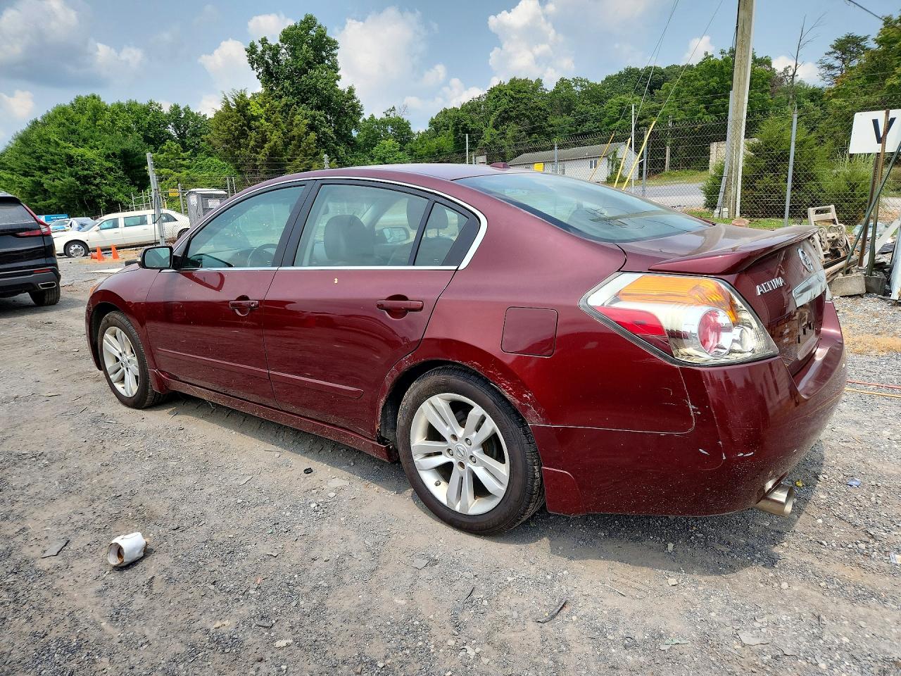 2011 NISSAN ALTIMA
