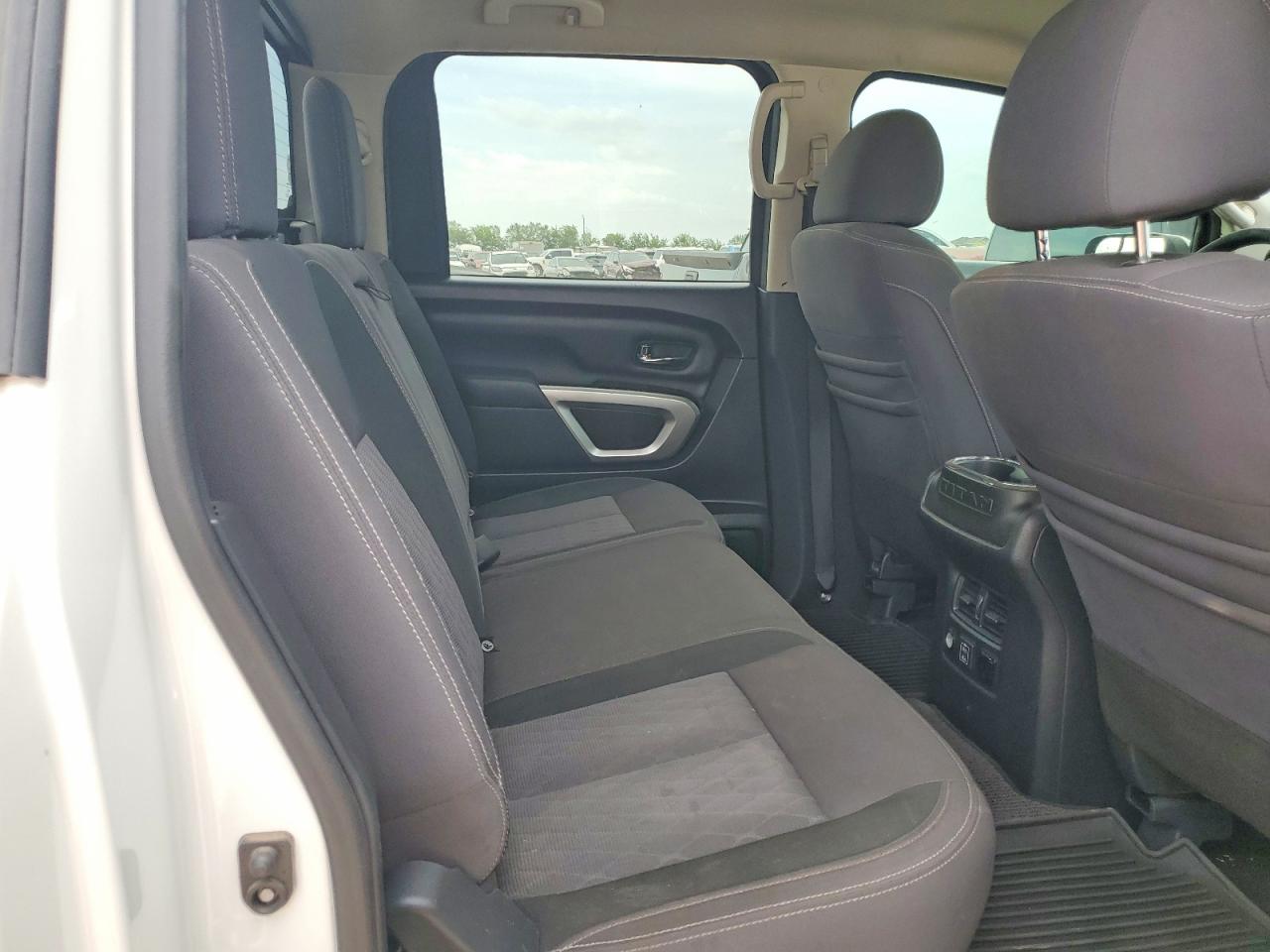 2020 NISSAN TITAN