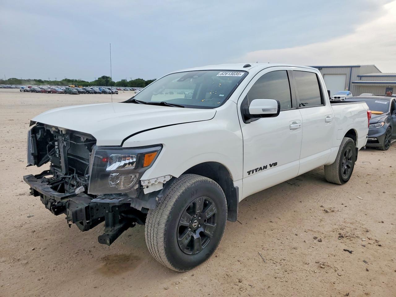 2020 NISSAN TITAN