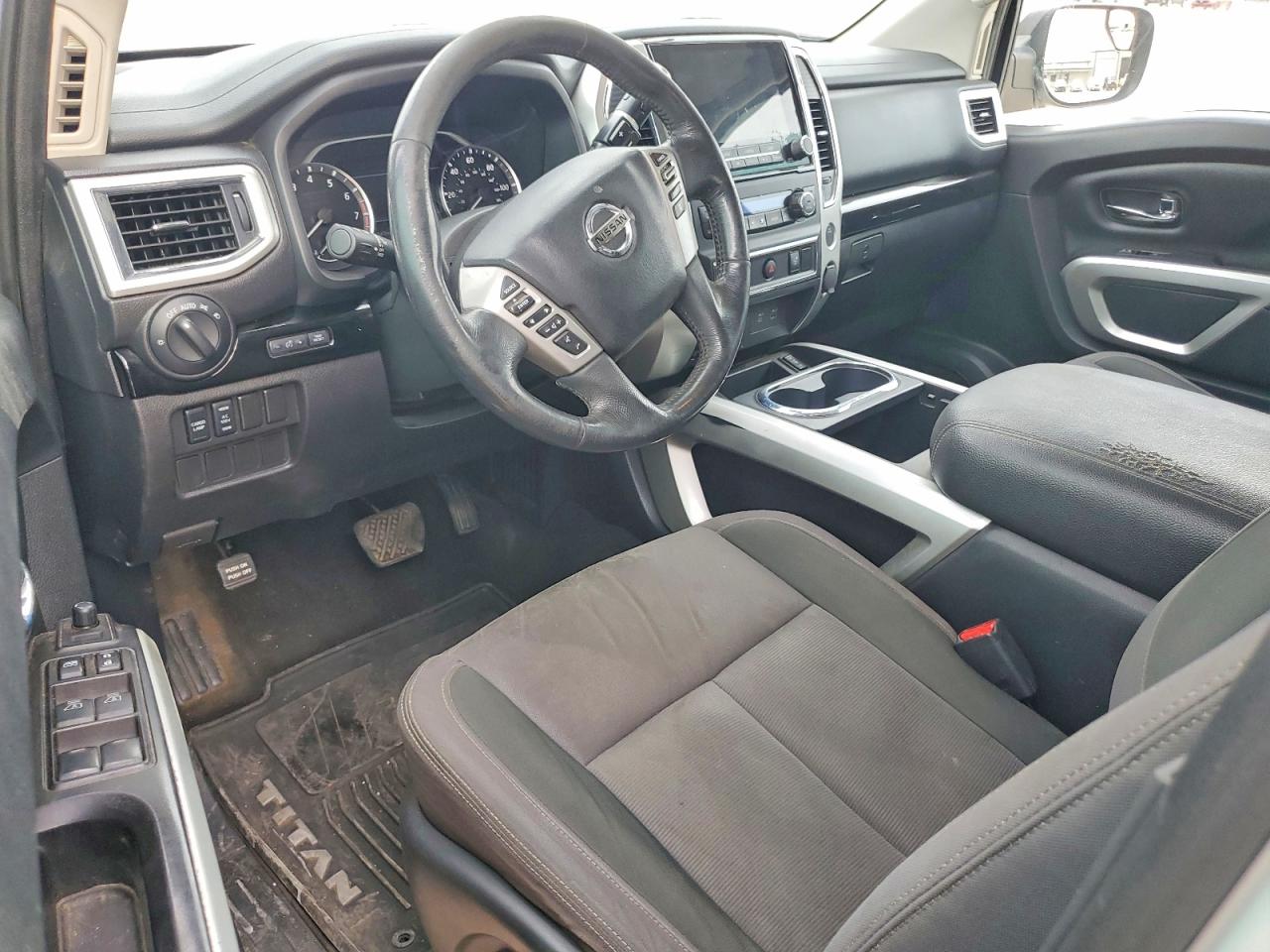 2020 NISSAN TITAN