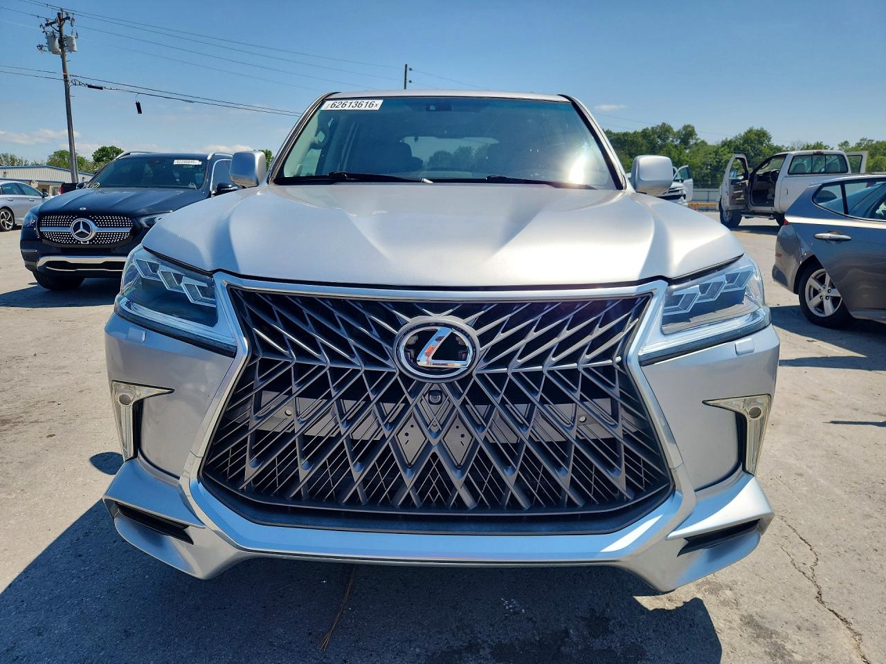 2010 LEXUS LX570