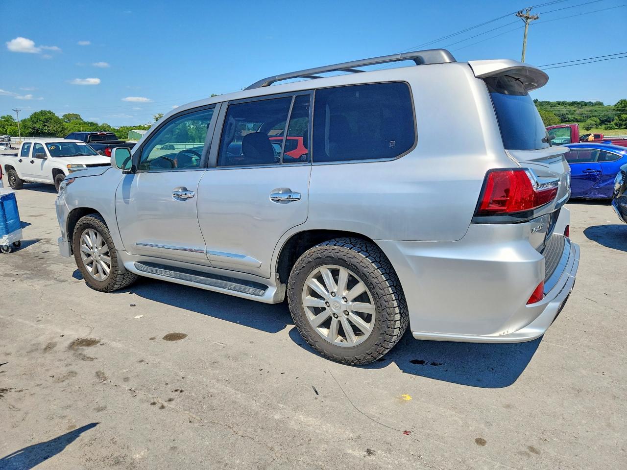 2010 LEXUS LX570