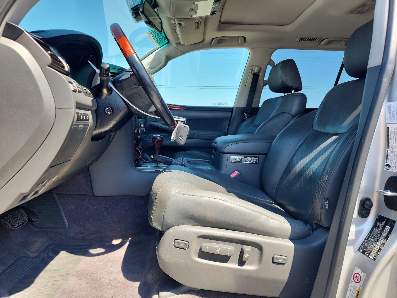2010 LEXUS LX570