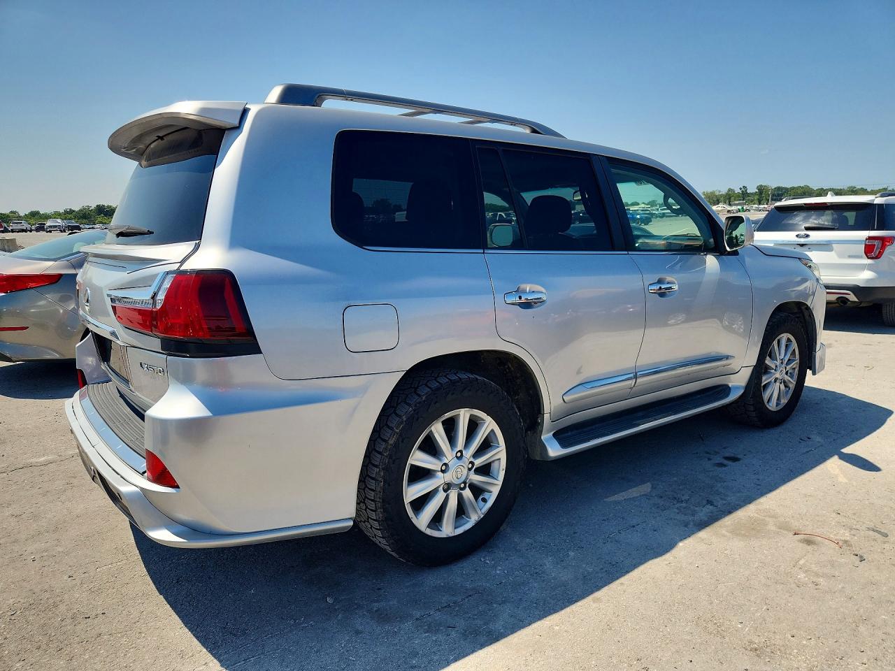 2010 LEXUS LX570