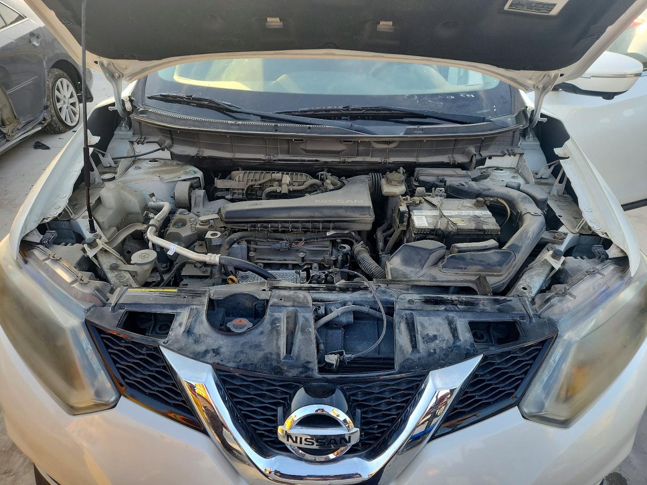 2015 NISSAN ROGUE