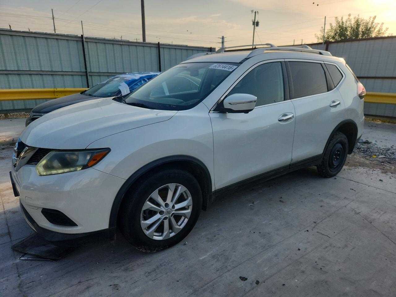 2015 NISSAN ROGUE