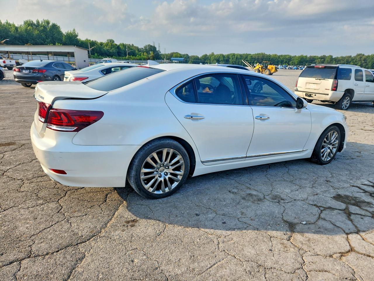 2016 LEXUS LS460