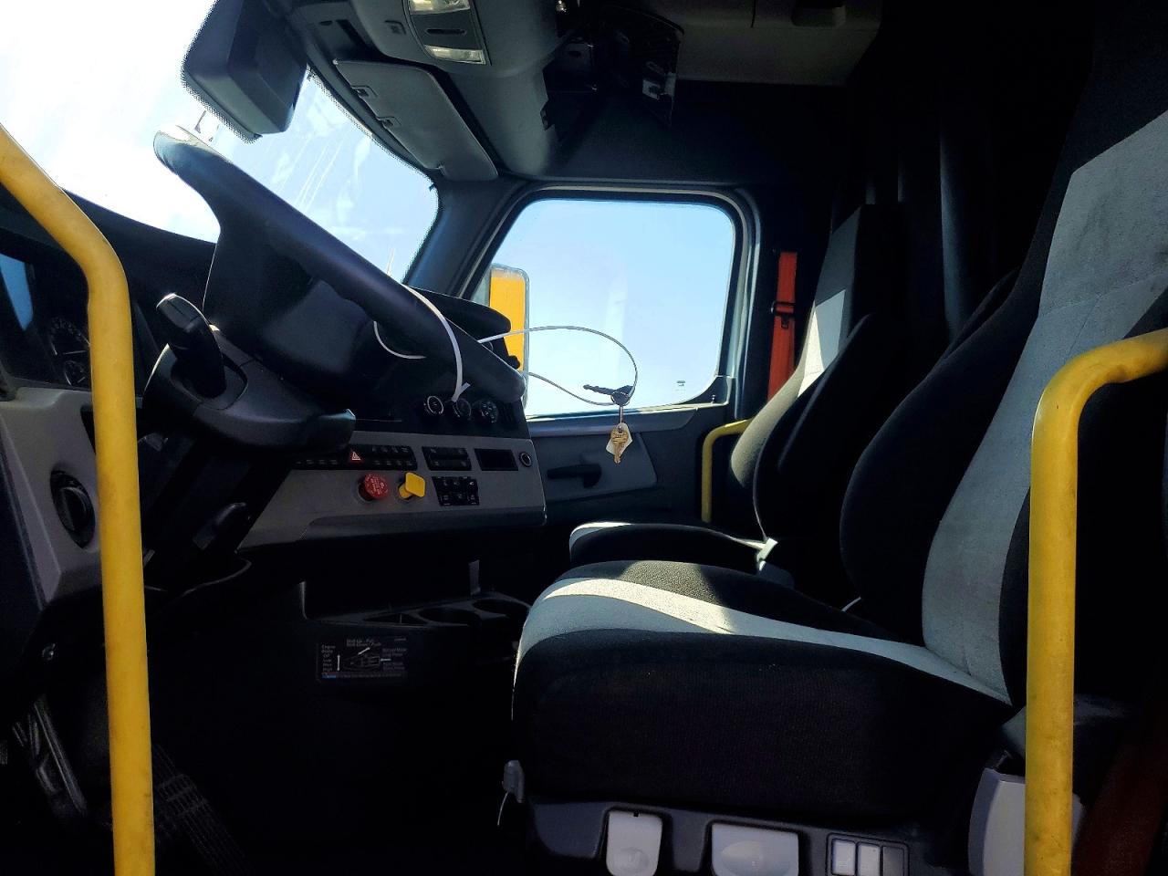 2022 FREIGHTLINER ALL OTHER