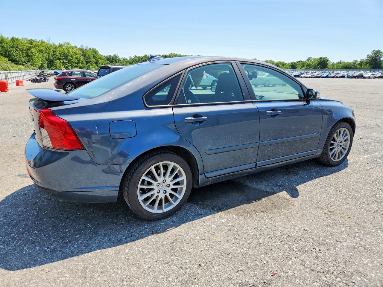 2009 VOLVO S40