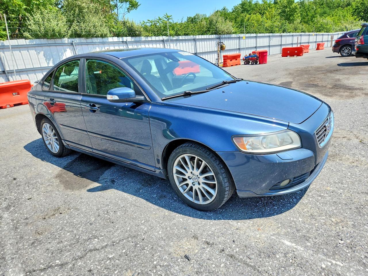 2009 VOLVO S40