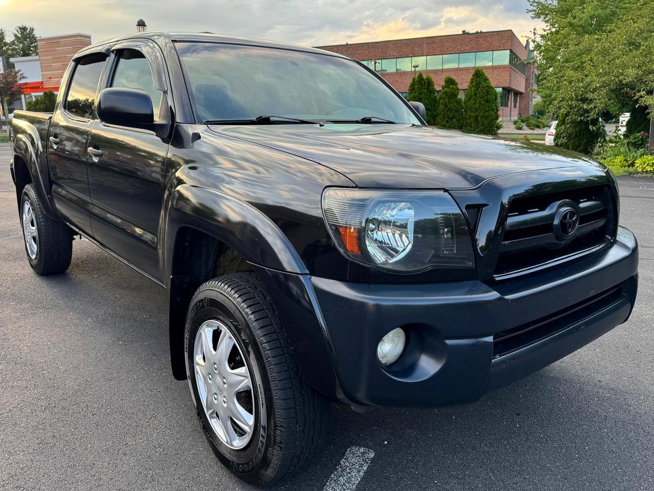 2010 TOYOTA TACOMA
