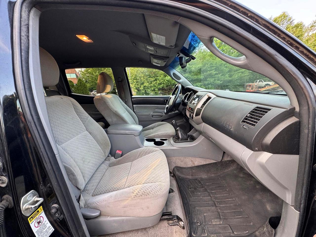 2010 TOYOTA TACOMA