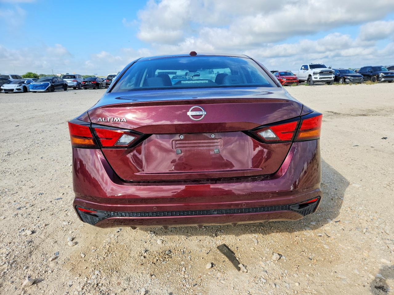 2025 NISSAN ALTIMA