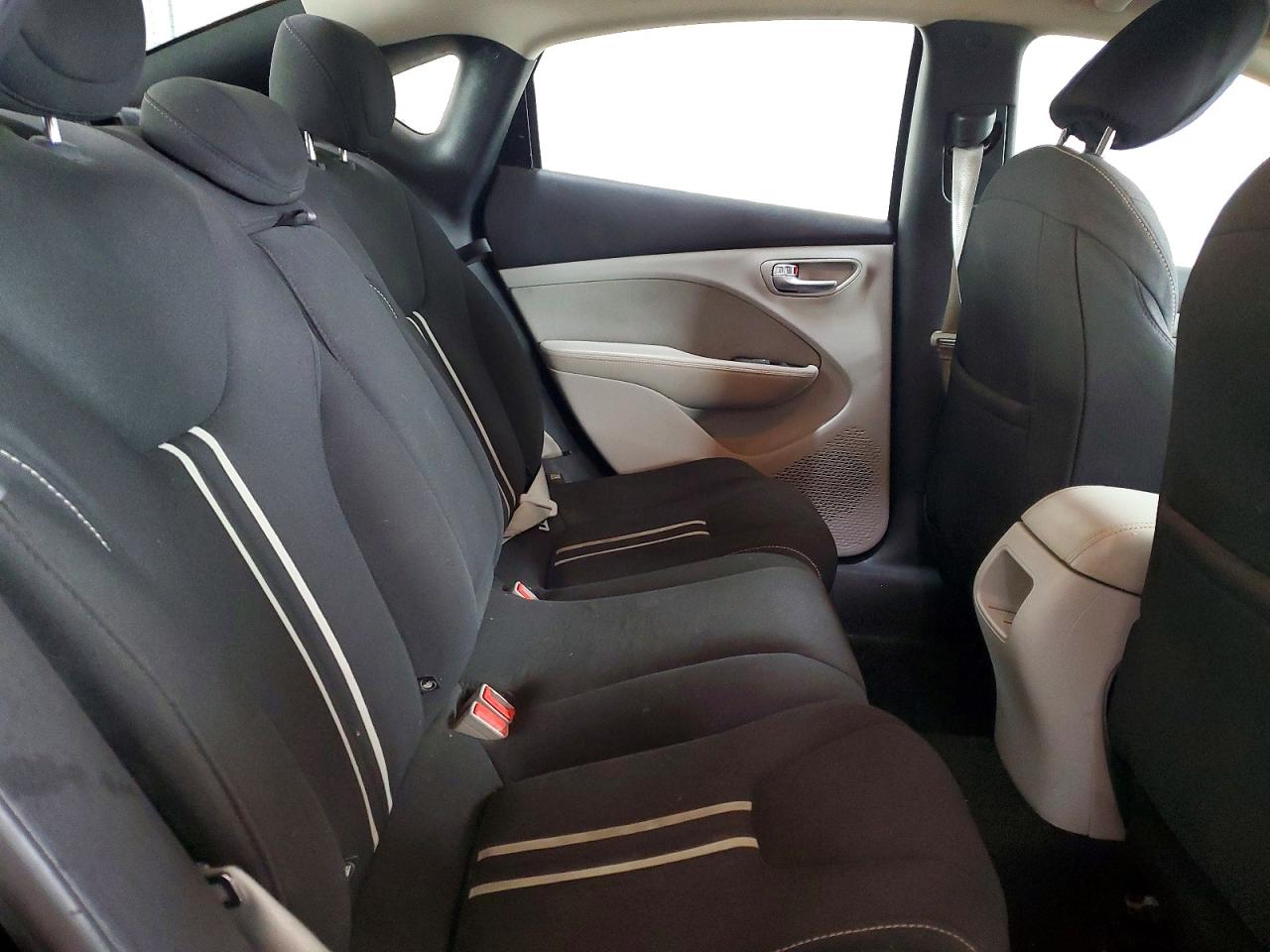 2013 DODGE DART
