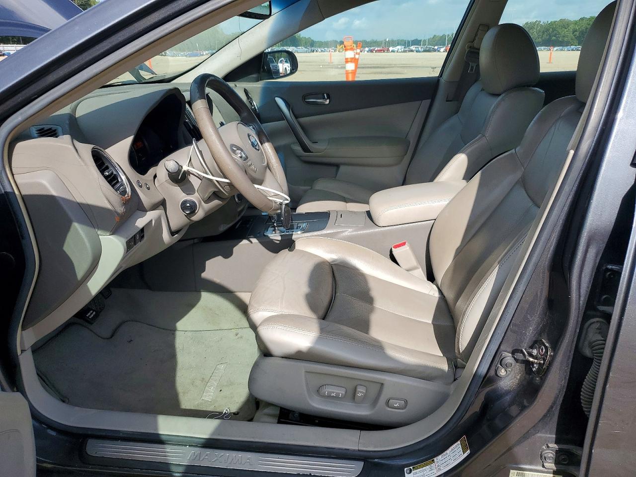 2009 NISSAN MAXIMA