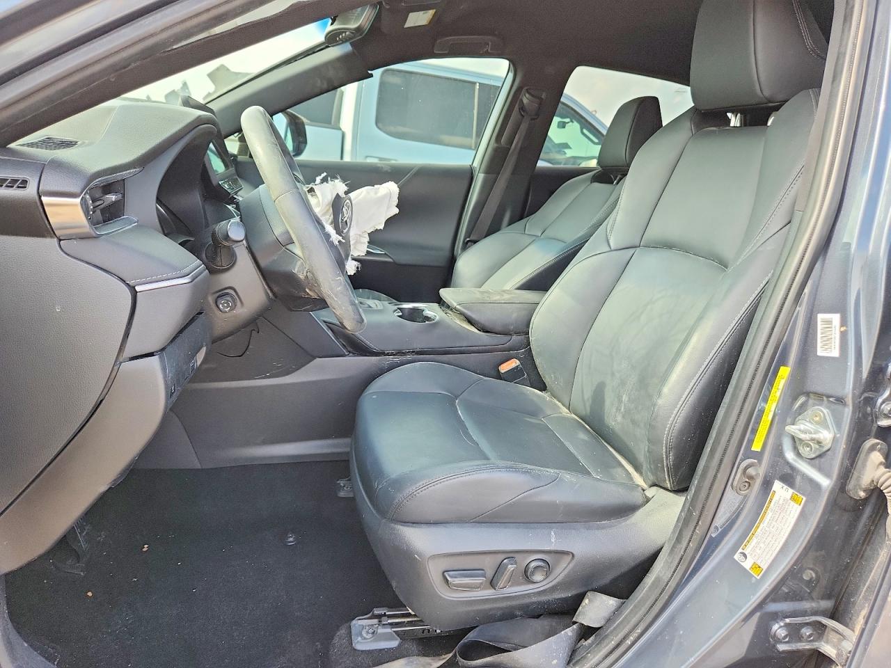 2024 TOYOTA VENZA