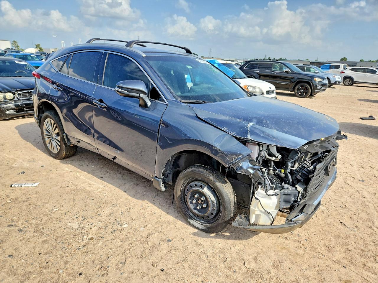 2024 TOYOTA VENZA