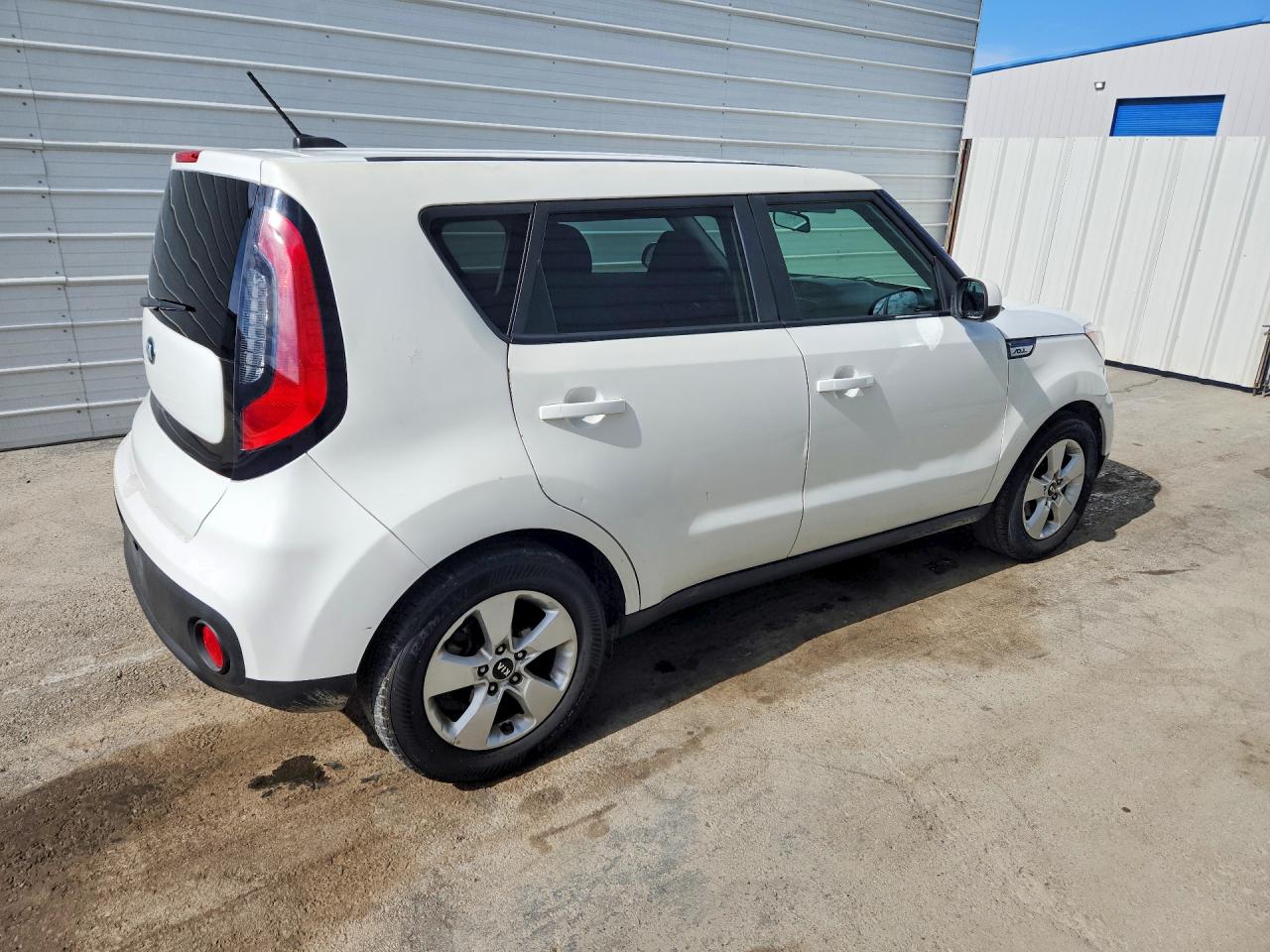 2017 KIA SOUL