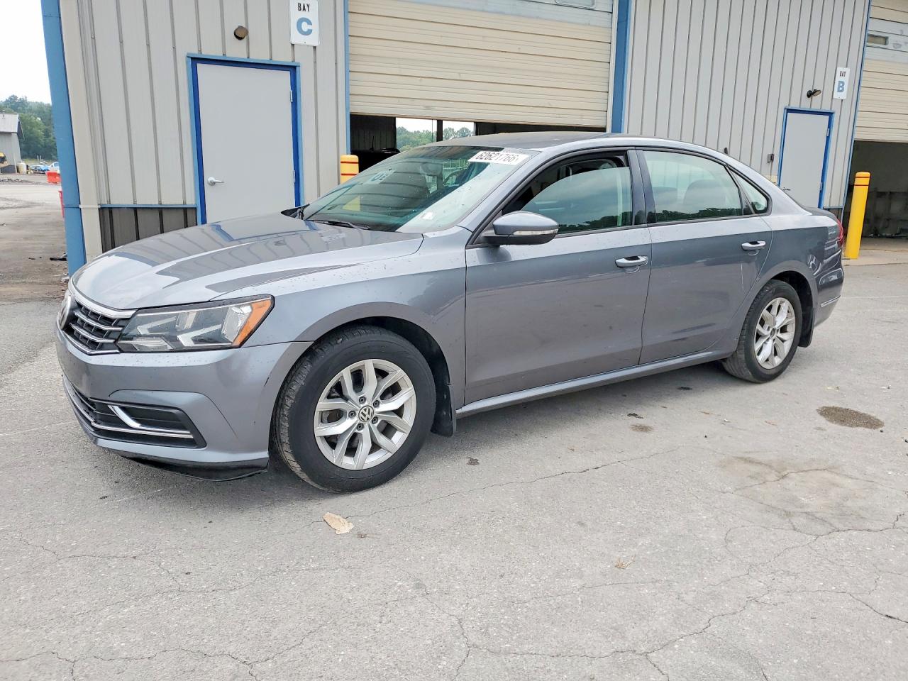 2018 VOLKSWAGEN PASSAT