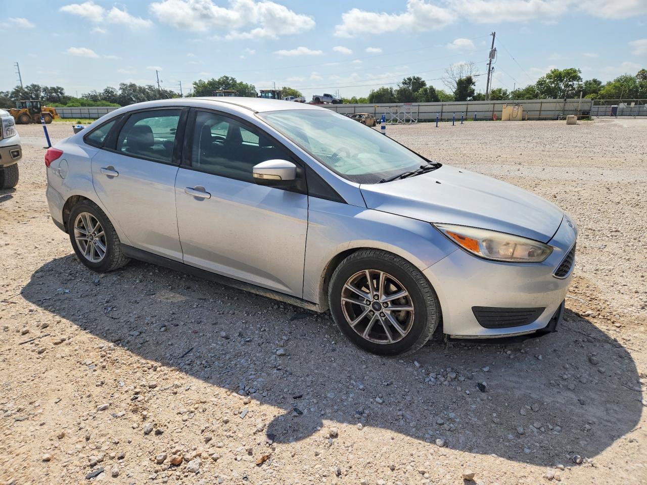 2017 FORD FOCUS