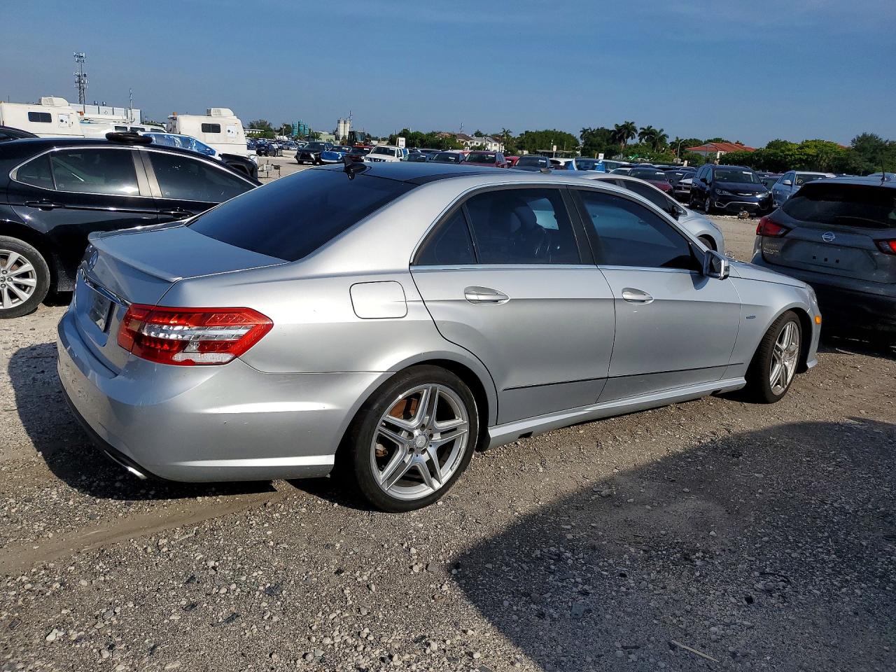 2012 MERCEDES-BENZ E-CLASS